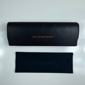 Burberry Pebbled Leather Glasses Case with Cleaning Cloth Magnetic Hardshell